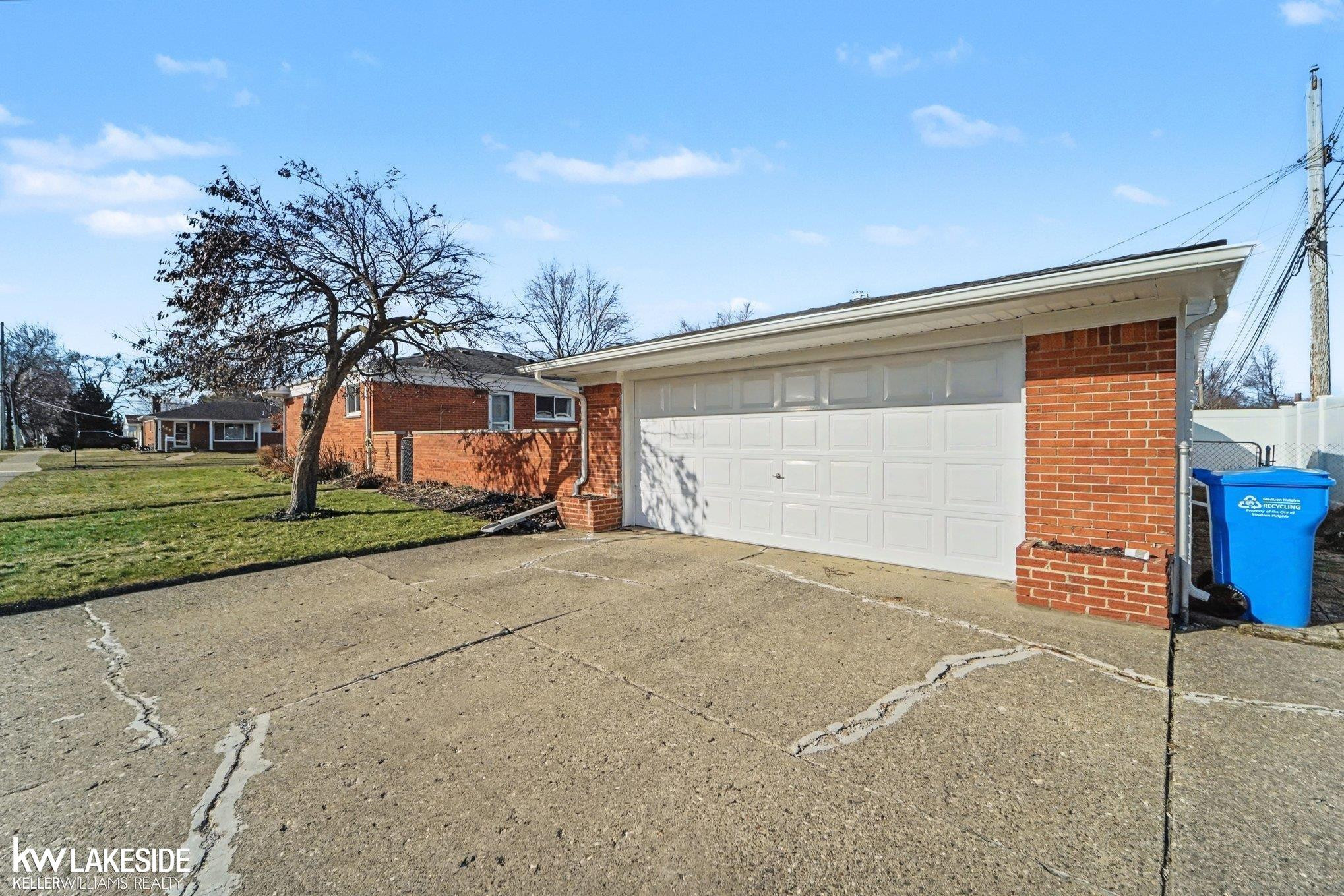 1421 Beaupre Avenue, Madison Heights, MI 48071 — Photo 25