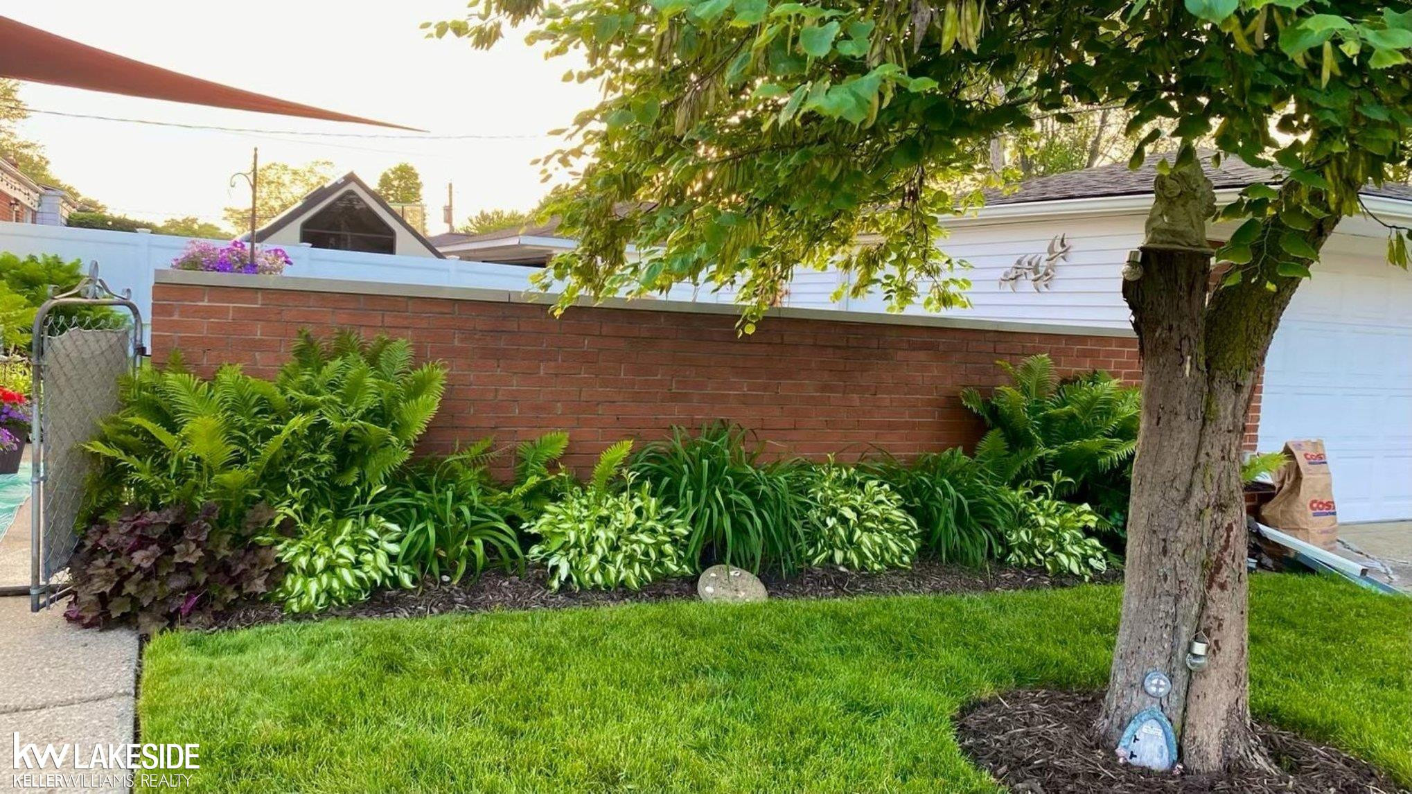 1421 Beaupre Avenue, Madison Heights, MI 48071 — Photo 27