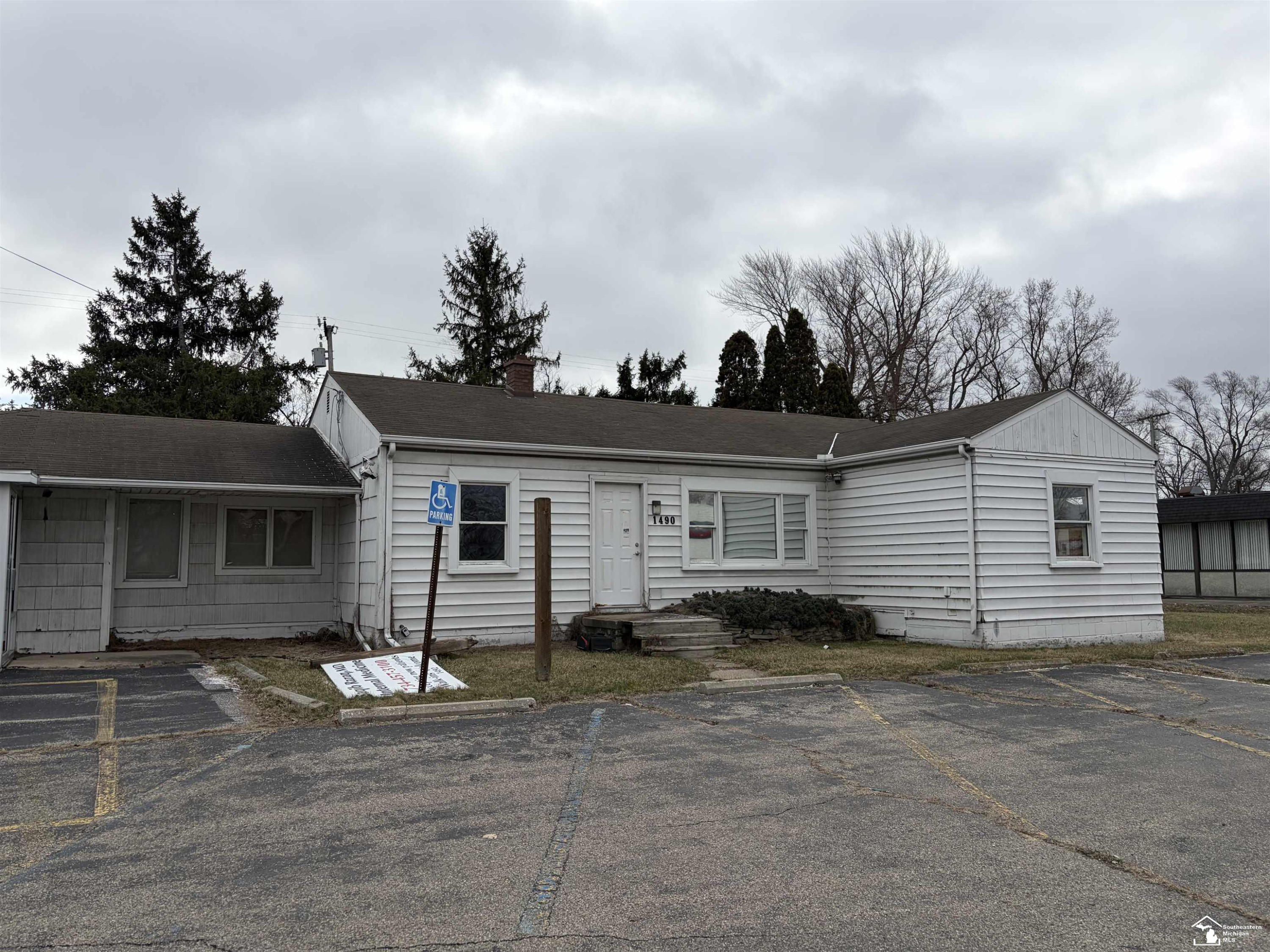 1492 N Monroe Street, Monroe, MI 48162 — Photo 3