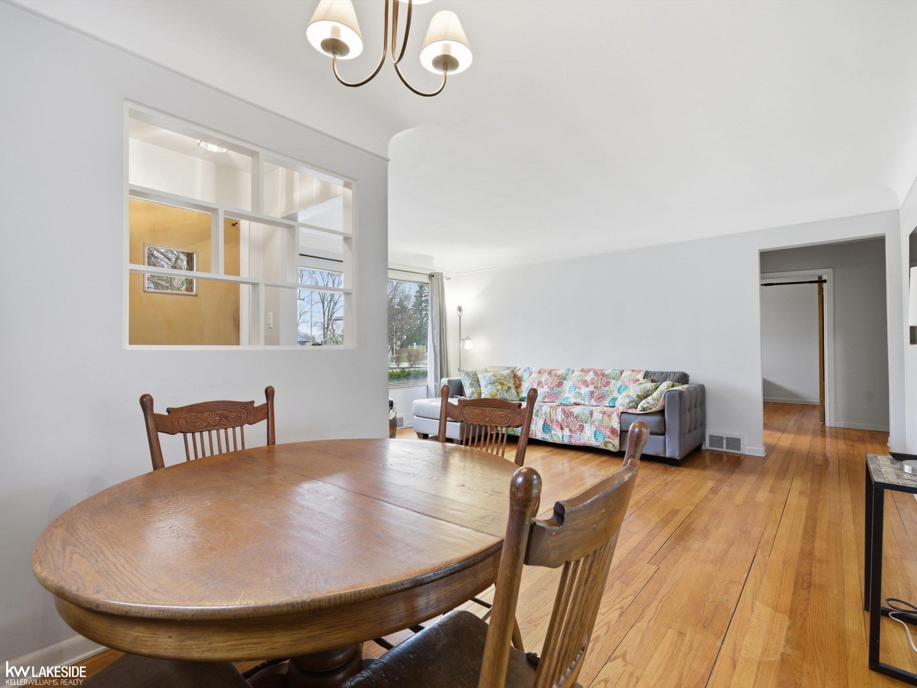 88 Wellesley Drive, MI — Photo 8