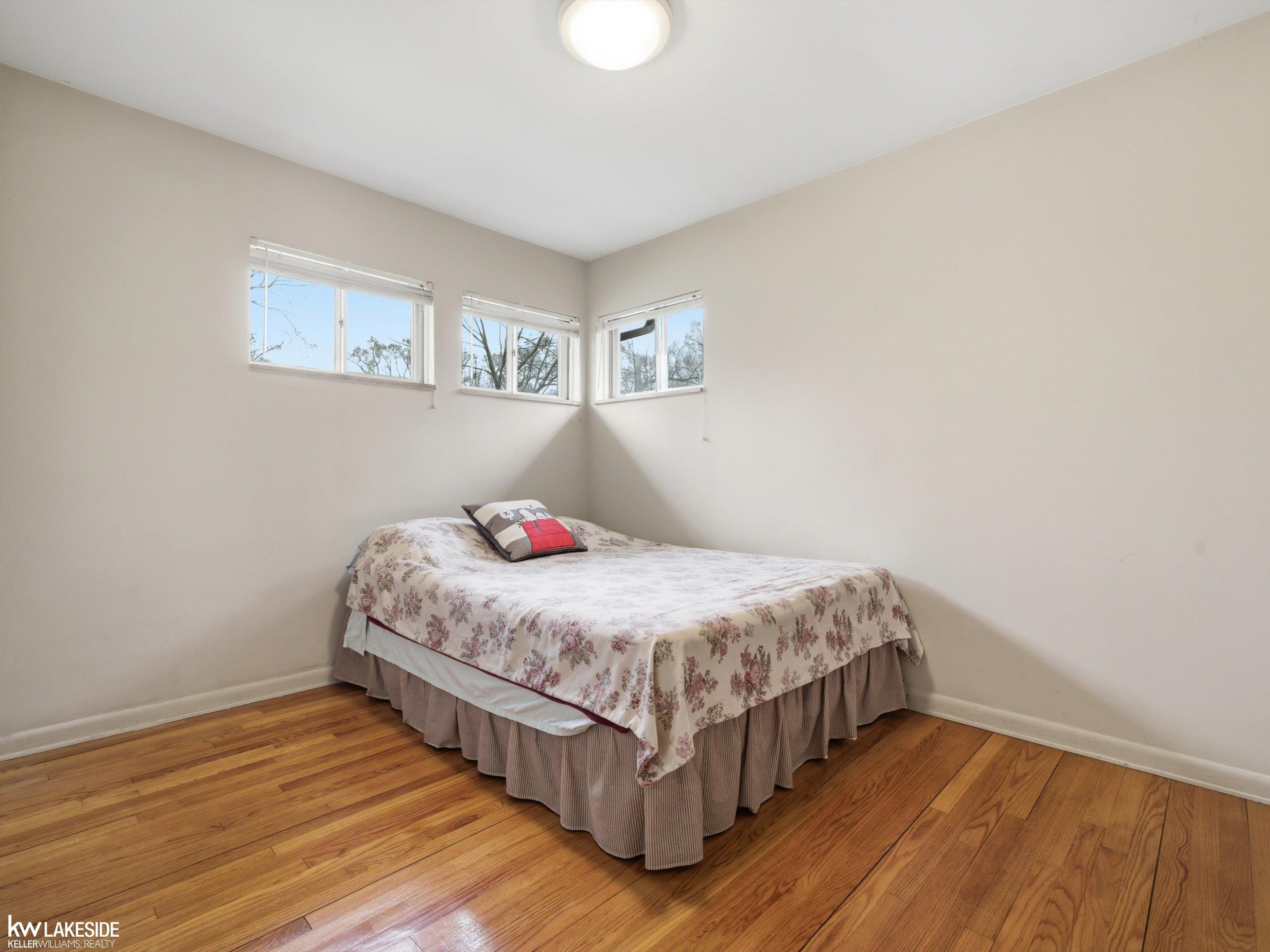 88 Wellesley Drive, MI — Photo 13