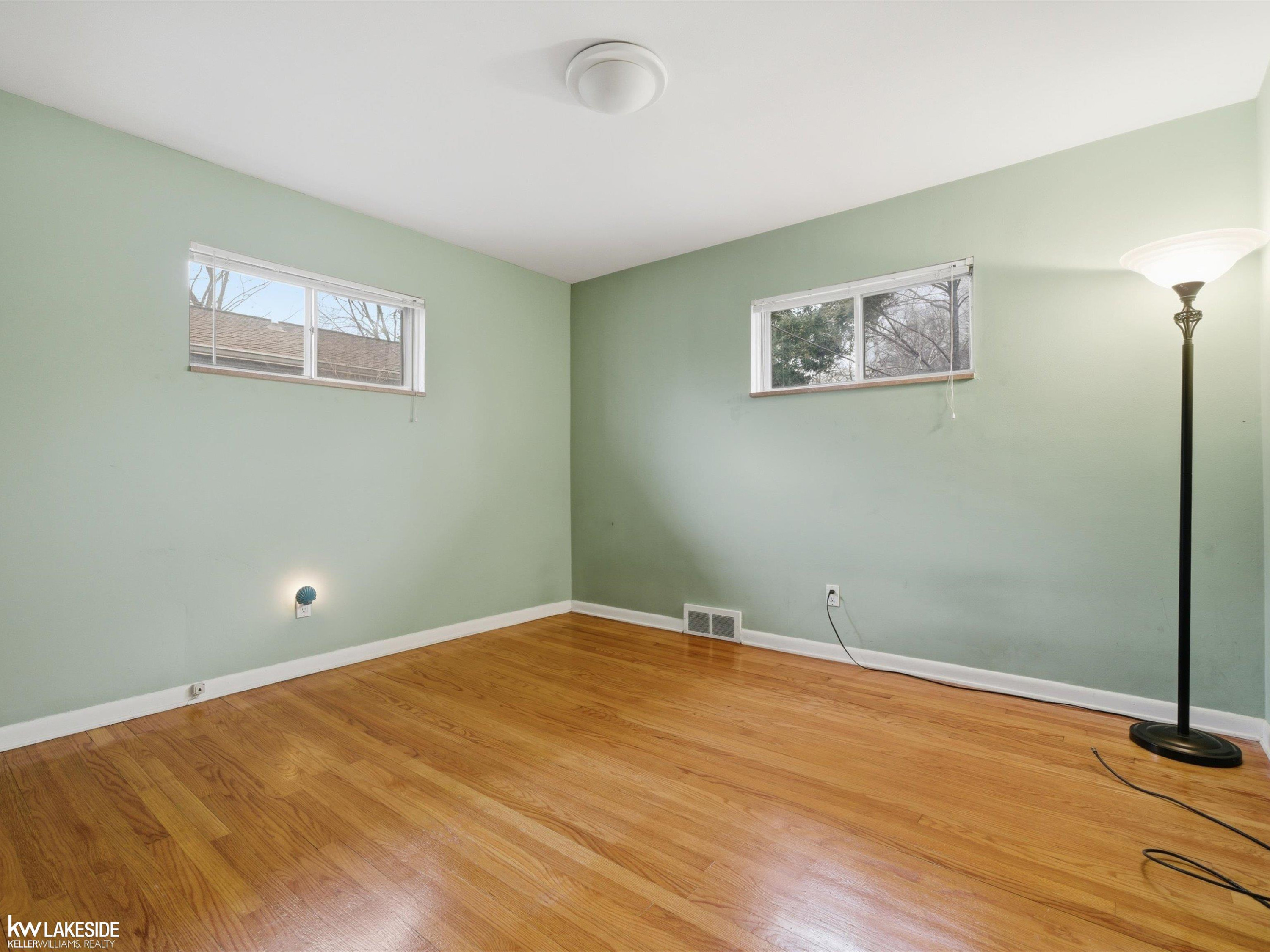 88 Wellesley Drive, MI — Photo 15