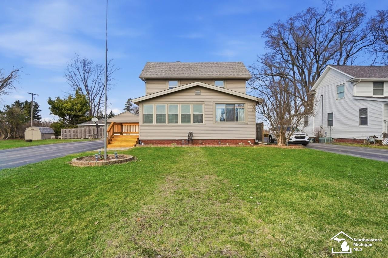 924 Hawthorne Street, Temperance, MI 48182 — Photo 7