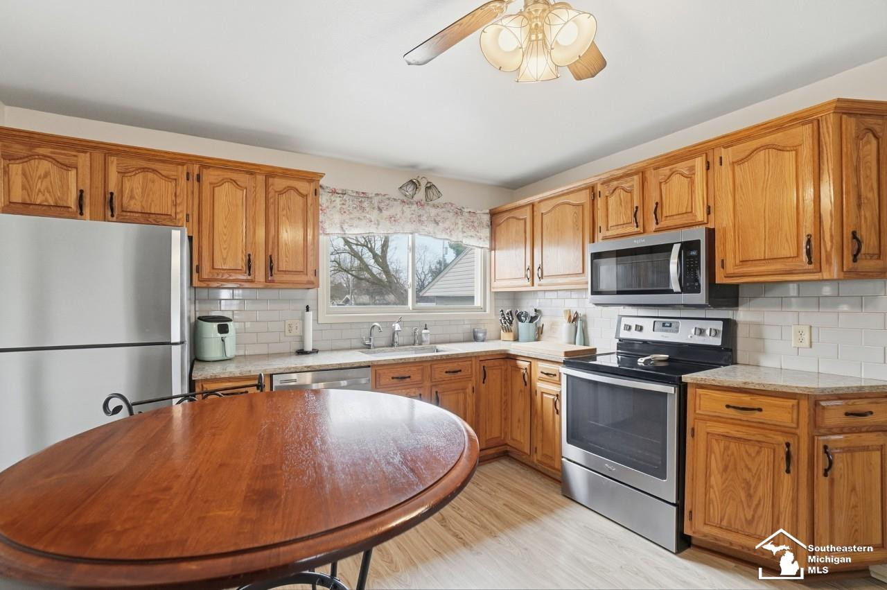924 Hawthorne Street, Temperance, MI 48182 — Photo 21