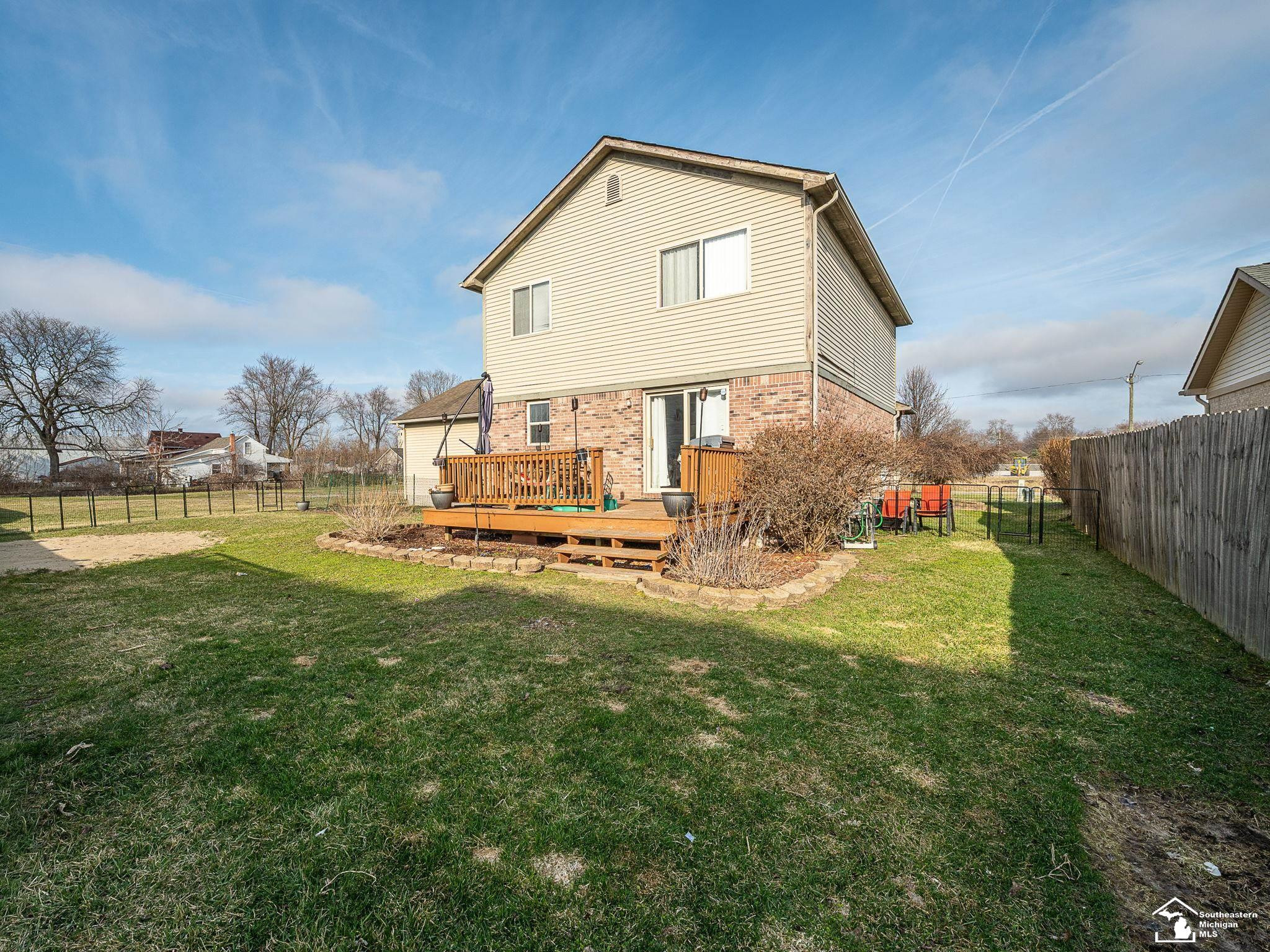 12459 Matthews Street, Carleton, MI 48117 — Photo 32
