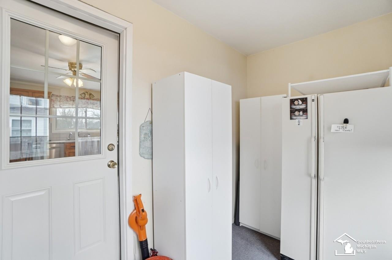 924 Hawthorne Street, Temperance, MI 48182 — Photo 33