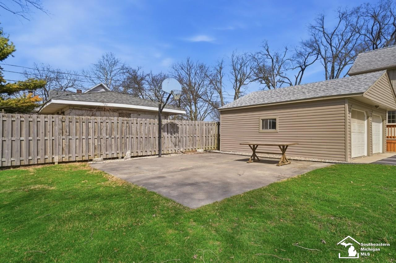 924 Hawthorne Street, Temperance, MI 48182 — Photo 55