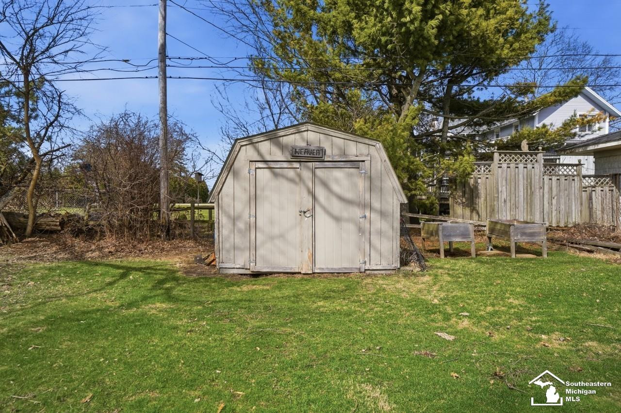 924 Hawthorne Street, Temperance, MI 48182 — Photo 57