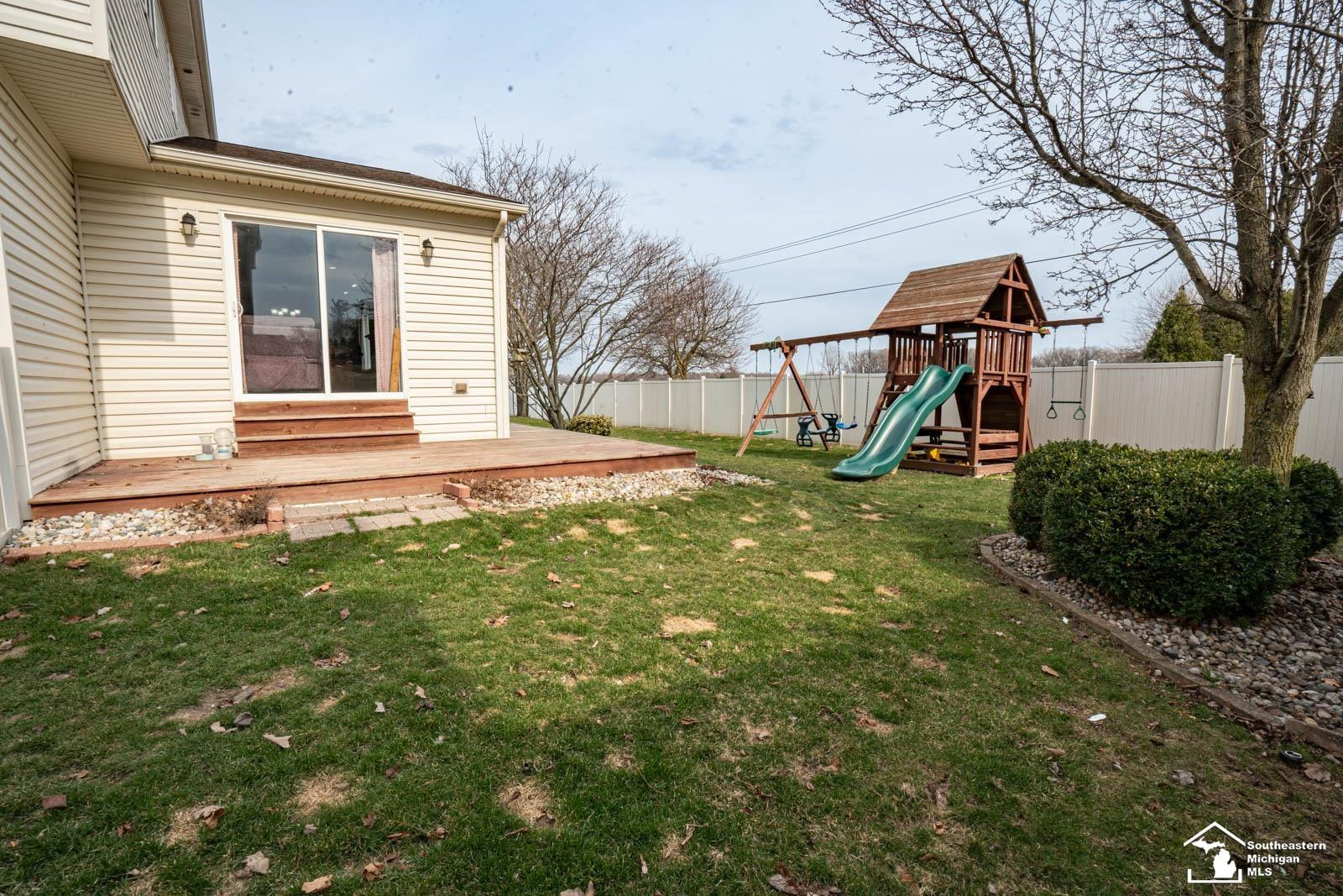 835 Golf Ridge Circle, Dundee, MI 48131 — Photo 47