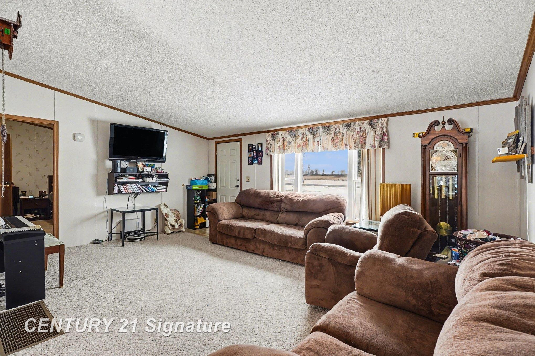 1245 S Pine Road, Bay City, MI 48708 — Photo 3