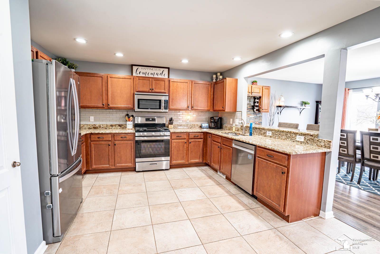 835 Golf Ridge Circle, Dundee, MI 48131 — Photo 12