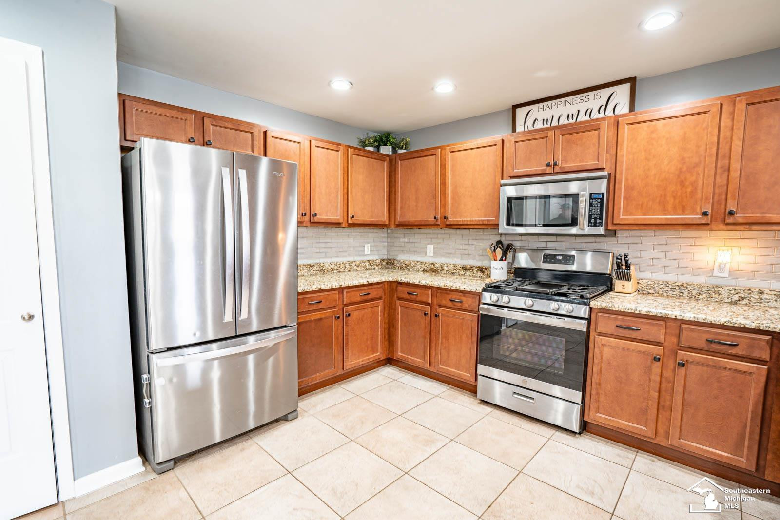 835 Golf Ridge Circle, Dundee, MI 48131 — Photo 14