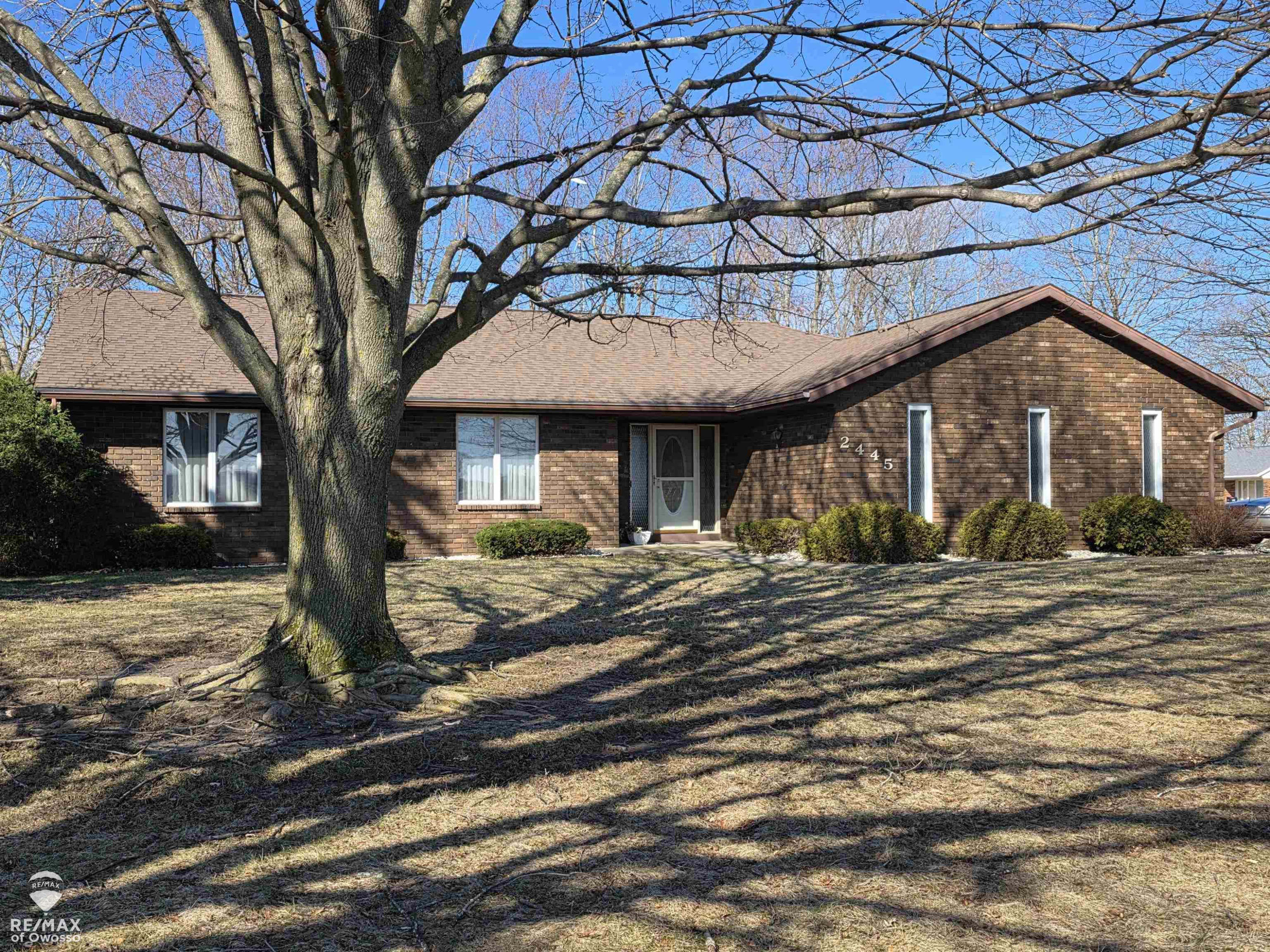 2445 N Hickory Road, Owosso, MI 48867 — Photo 2