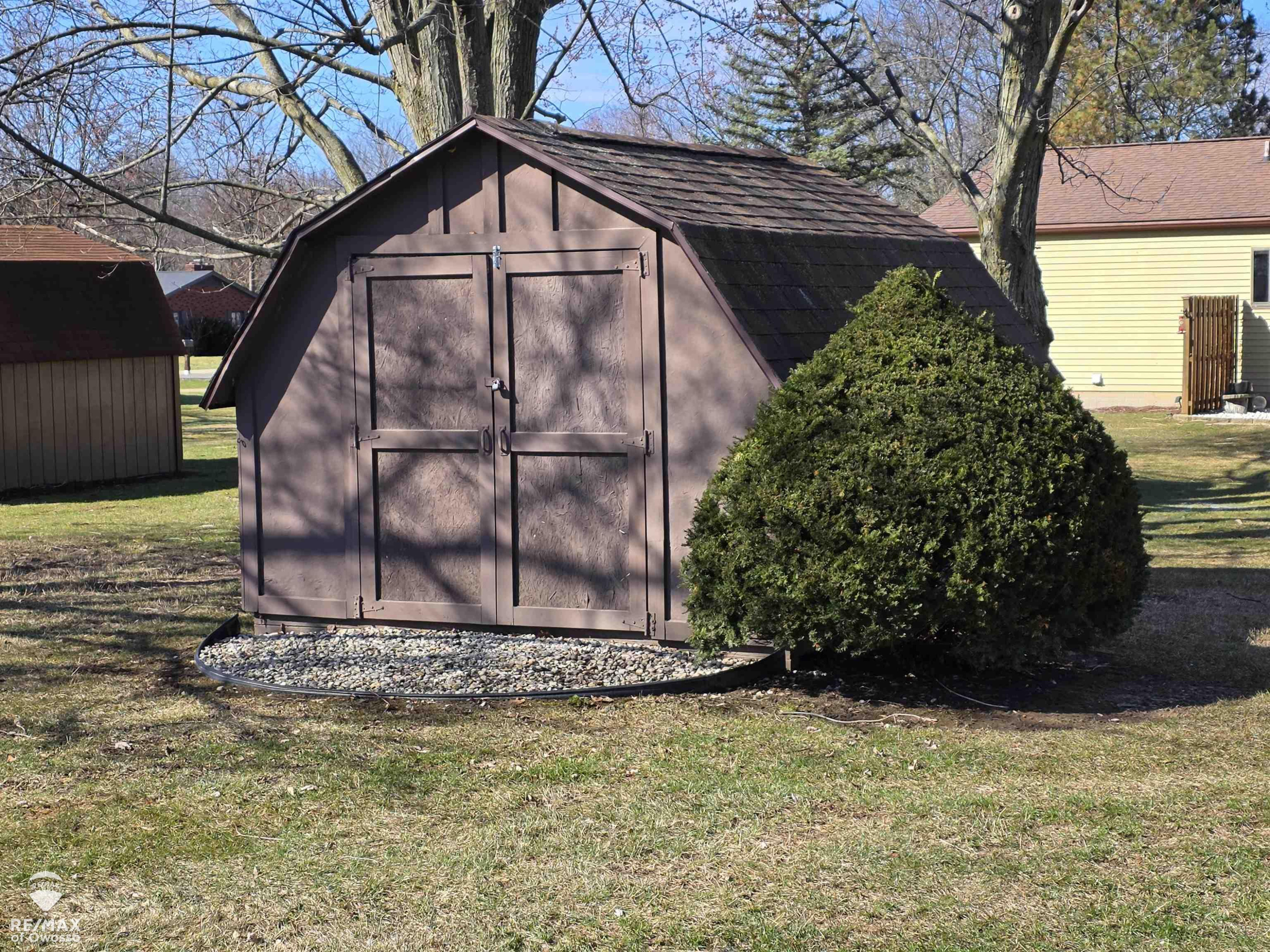 2445 N Hickory Road, Owosso, MI 48867 — Photo 5