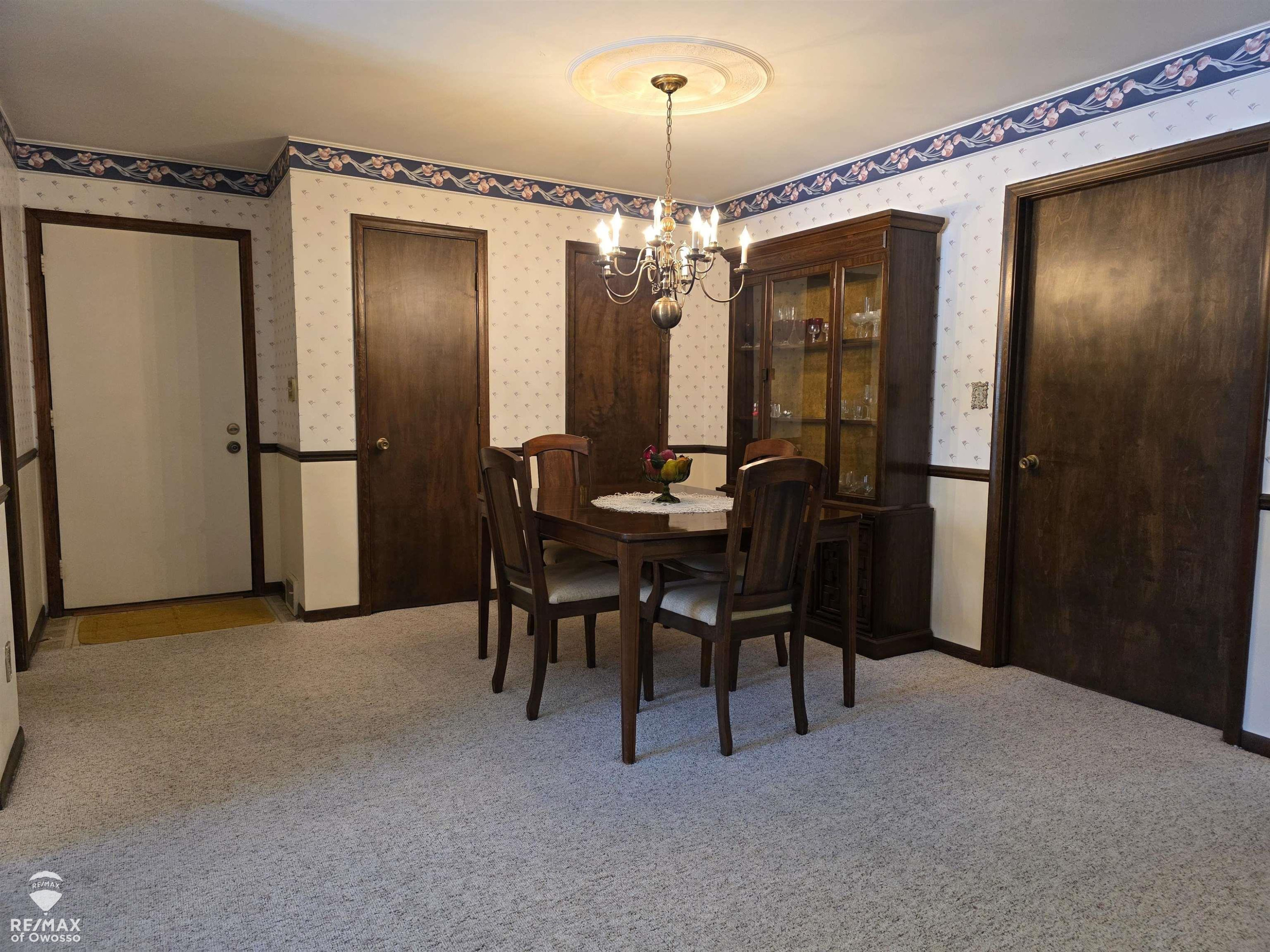 2445 N Hickory Road, Owosso, MI 48867 — Photo 10