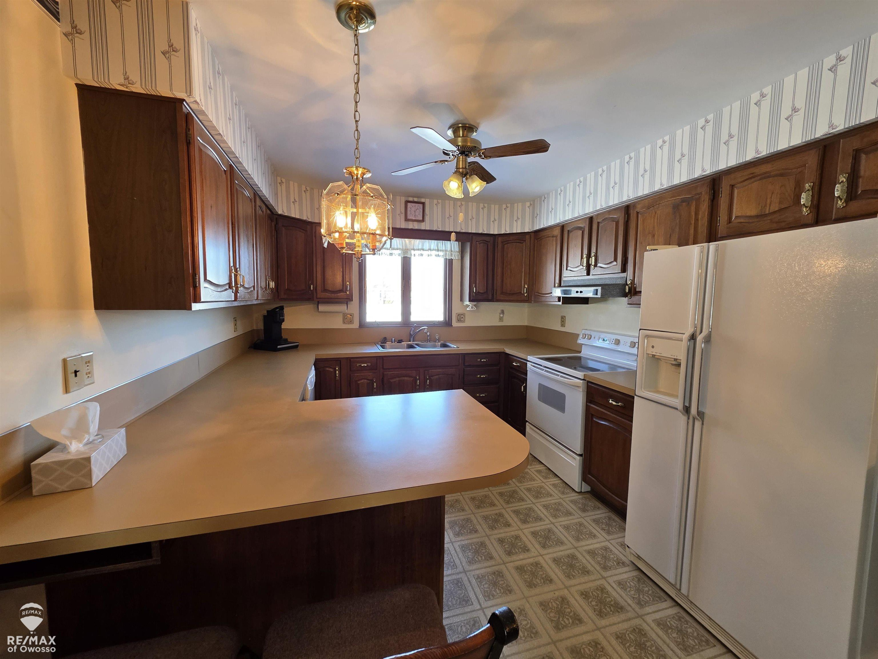 2445 N Hickory Road, Owosso, MI 48867 — Photo 12