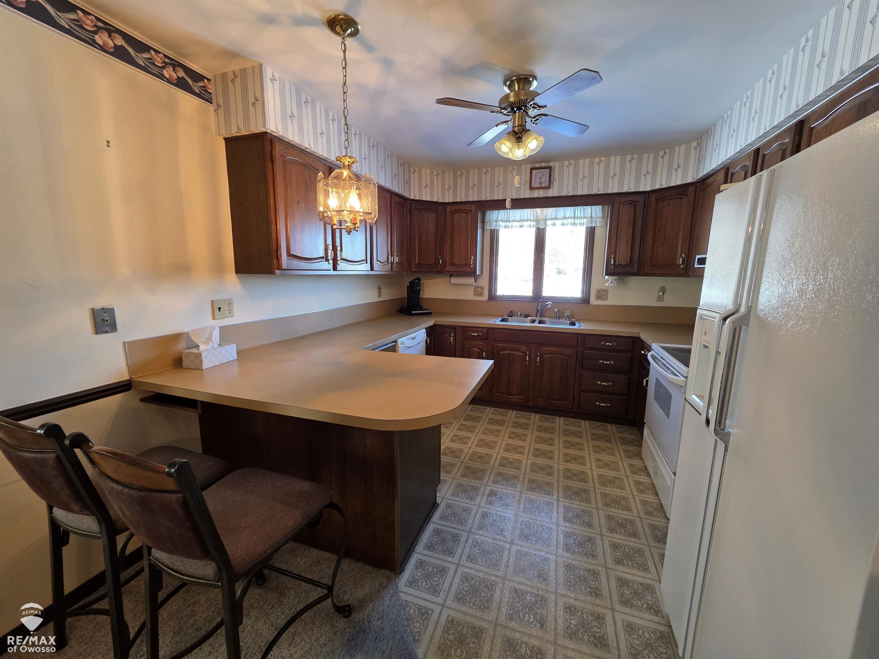 2445 N Hickory Road, Owosso, MI 48867 — Photo 13