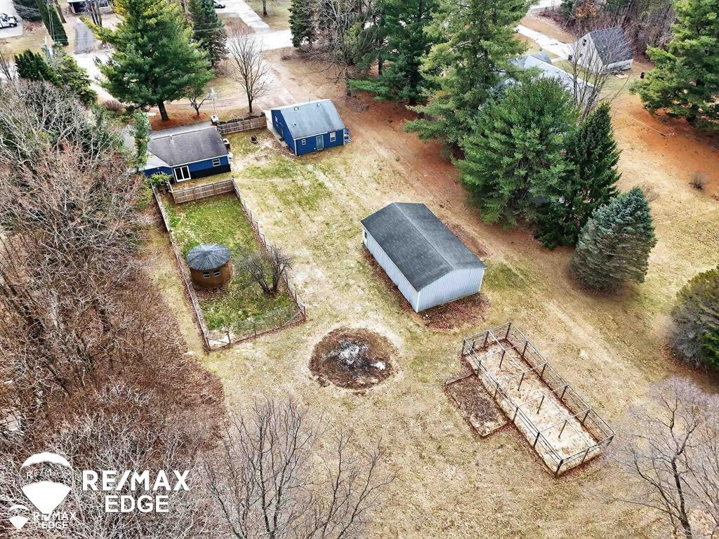 494 W Barnes Lake Road, MI 48421 — Photo 2