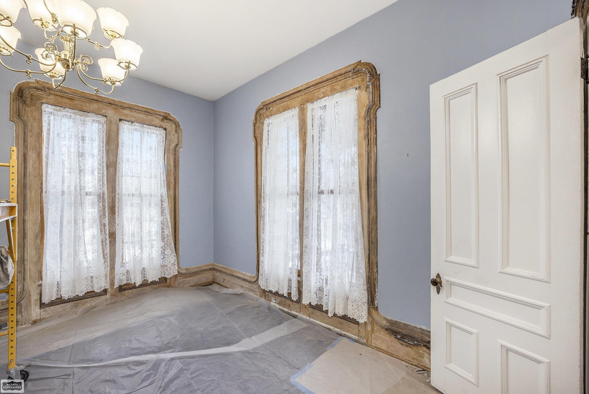 185 S Main Street, MI 48065 — Photo 17