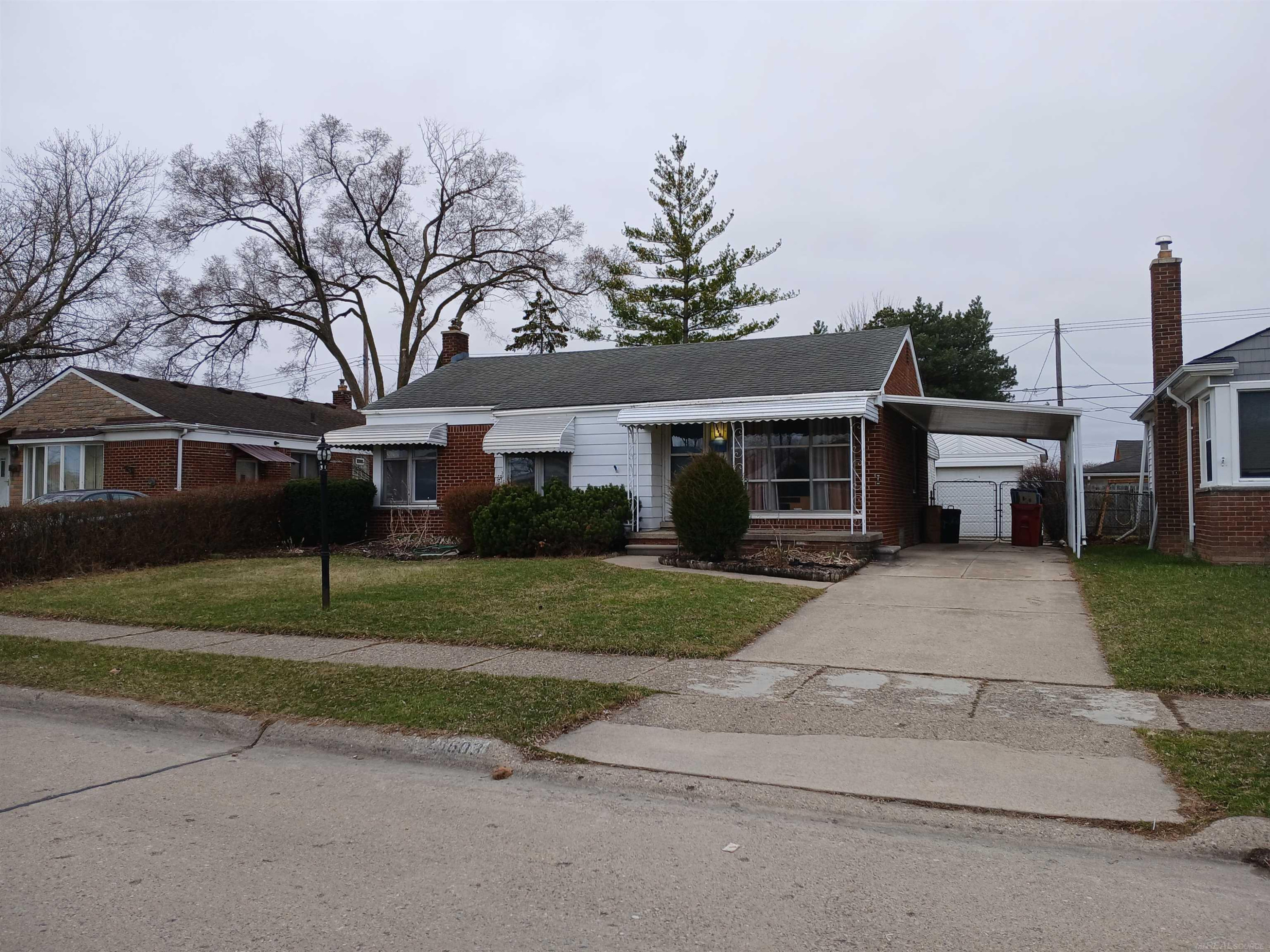 28603 Bohn Street, Roseville, MI 48066 — Photo 2