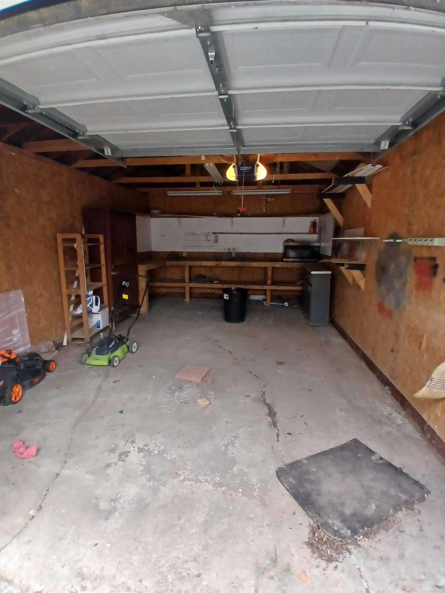 28603 Bohn Street, Roseville, MI 48066 — Photo 8