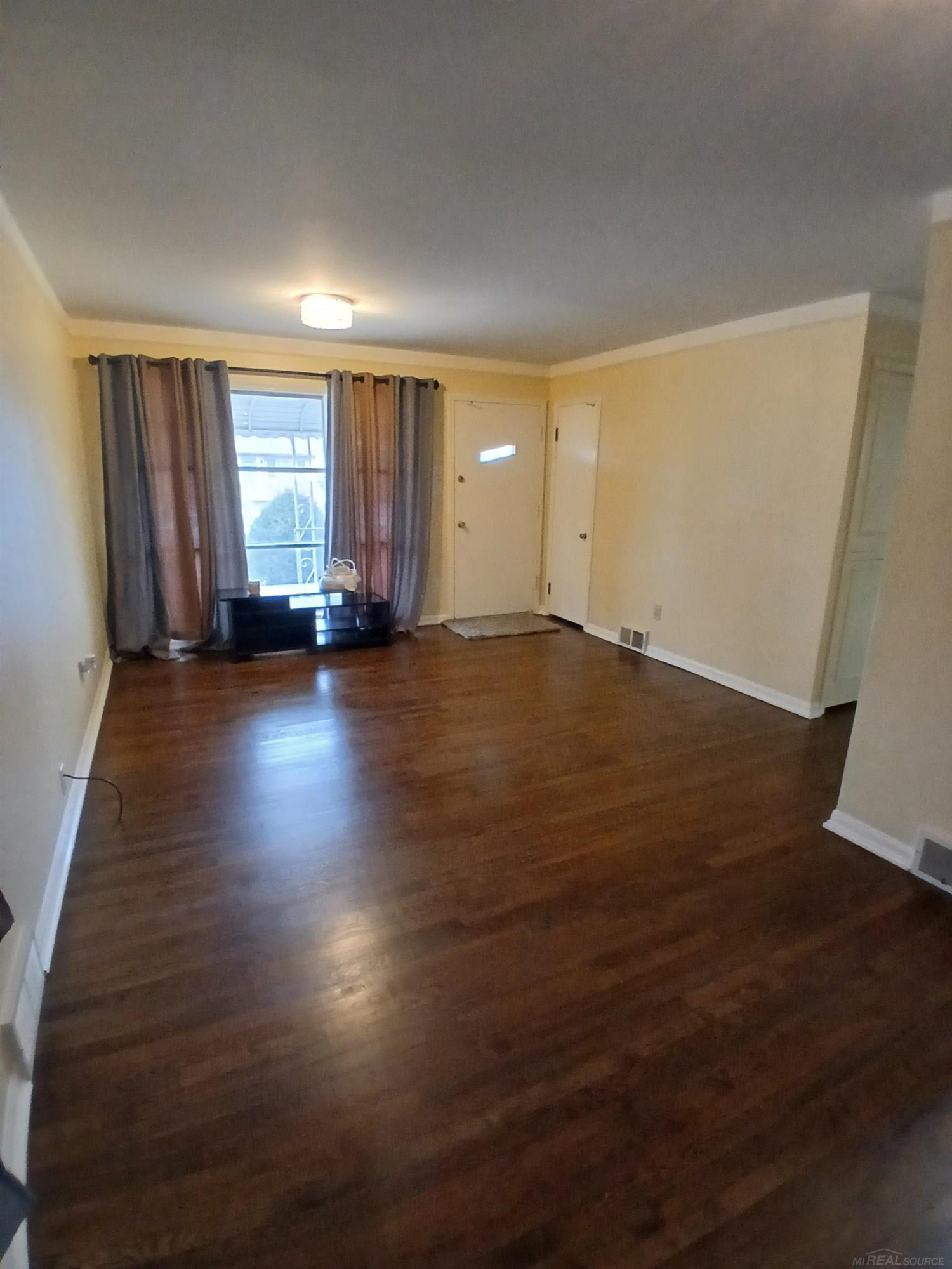 28603 Bohn Street, Roseville, MI 48066 — Photo 9