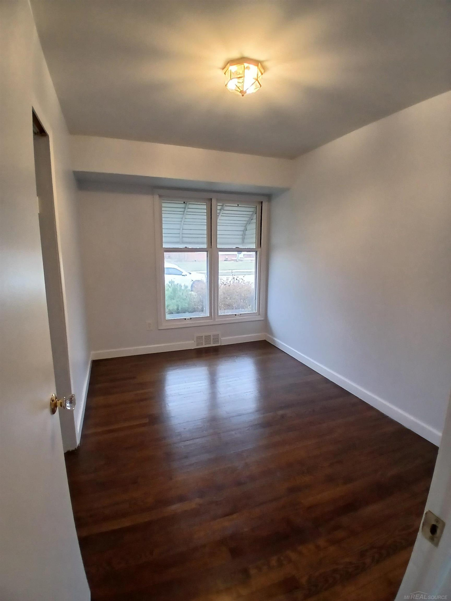 28603 Bohn Street, Roseville, MI 48066 — Photo 18