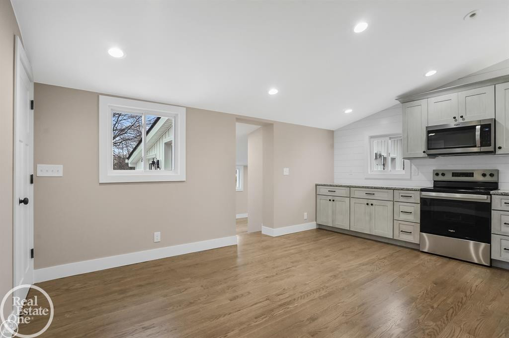 8894 Arnold Road, MI — Photo 10