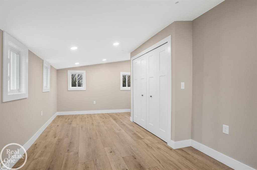 8894 Arnold Road, MI — Photo 12