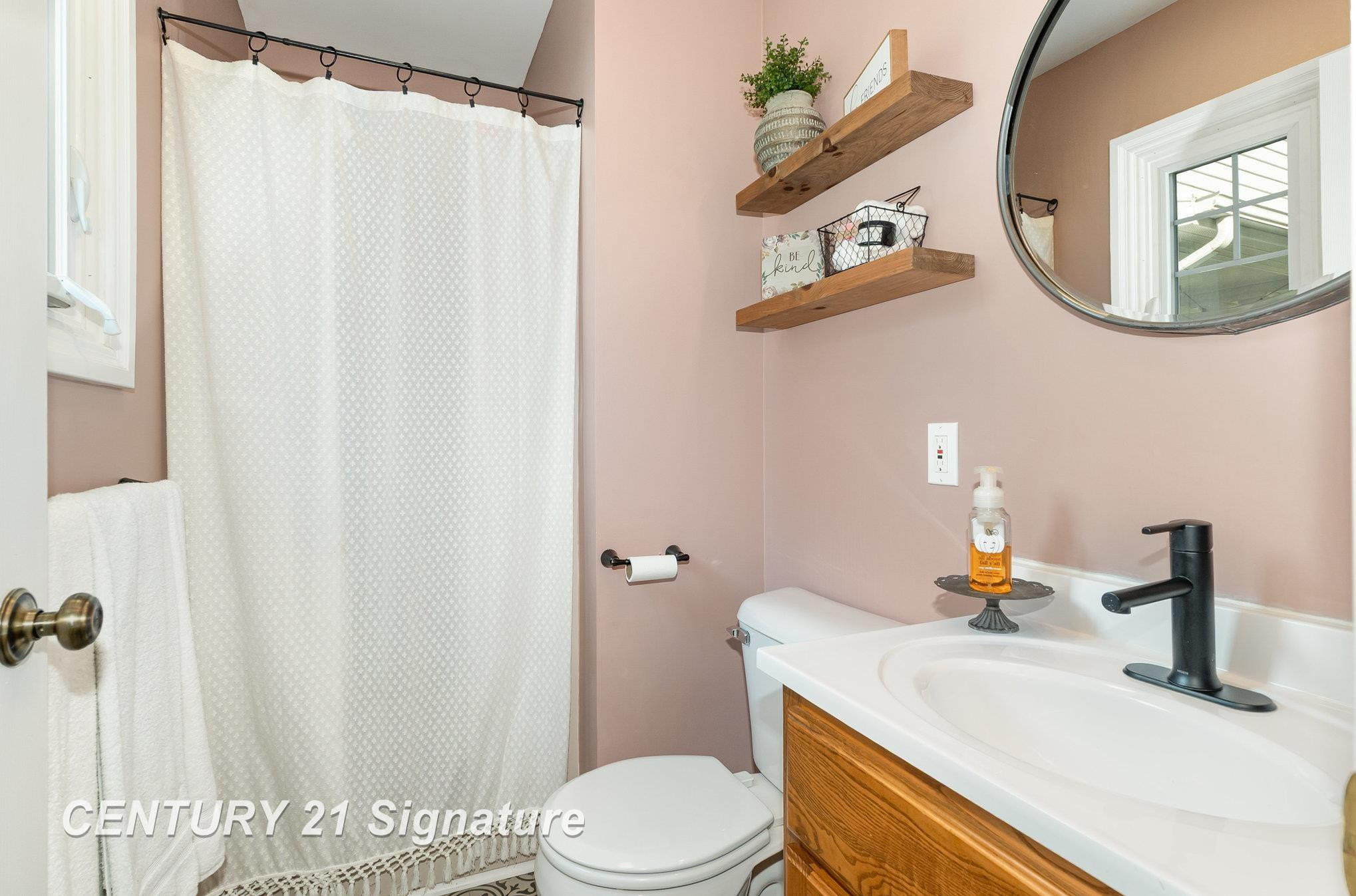 2265 E Brooks Road, Freeland, MI 48623 — Photo 23