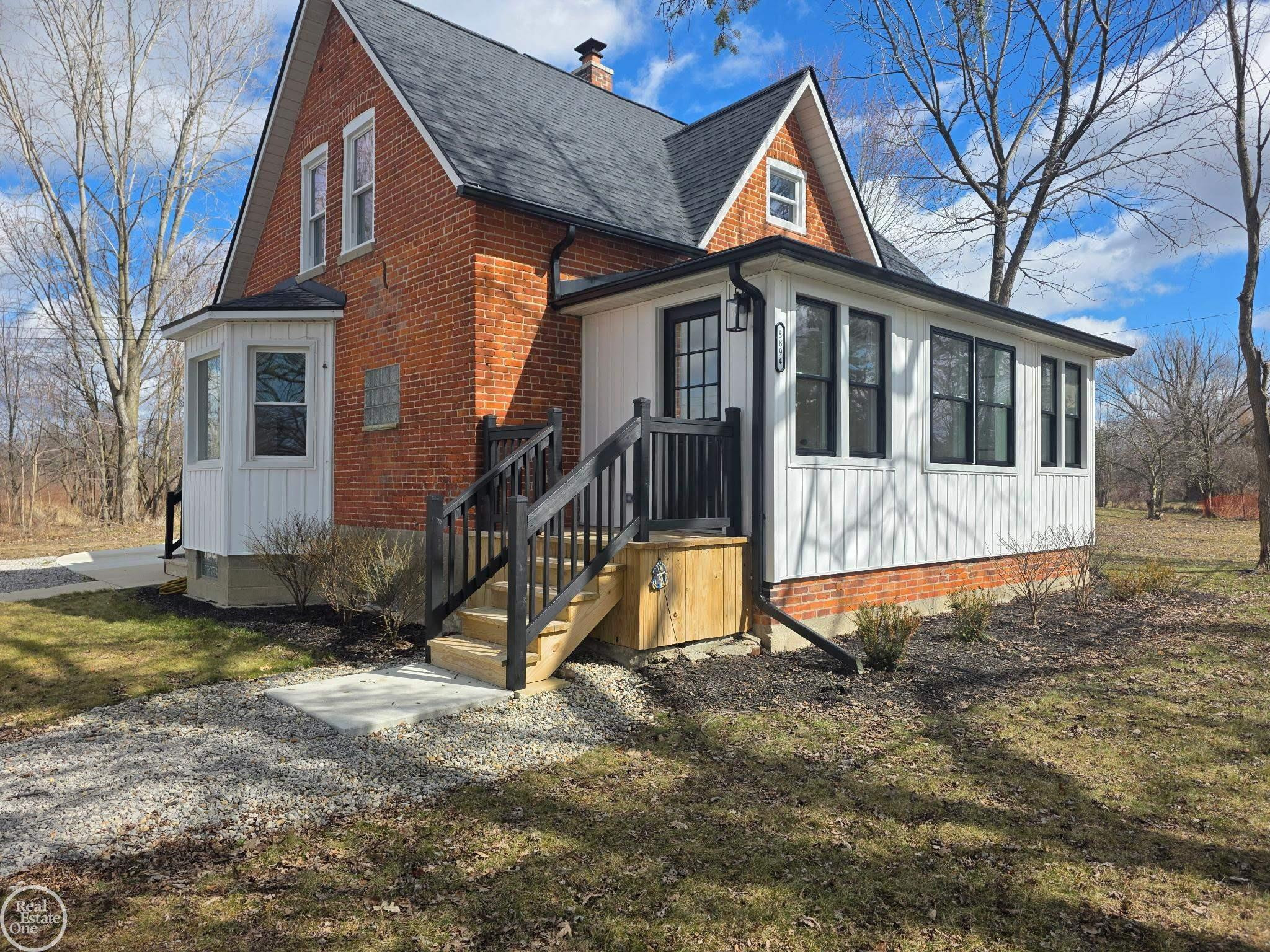 8894 Arnold Road, MI — Photo 2