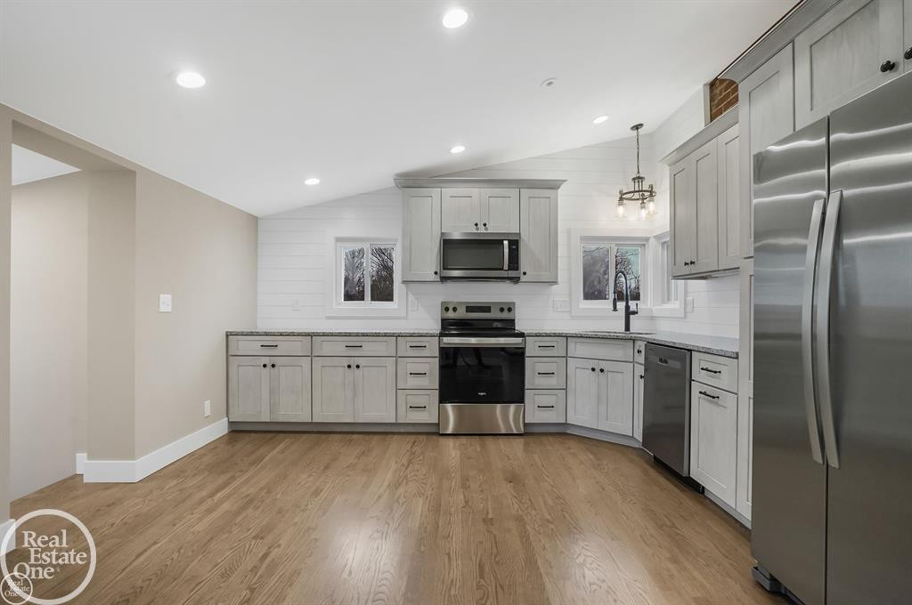 8894 Arnold Road, MI — Photo 8