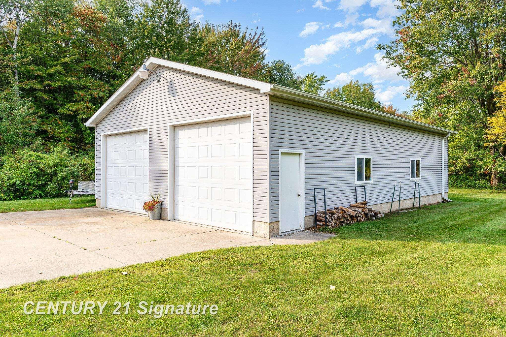 2265 E Brooks Road, Freeland, MI 48623 — Photo 41