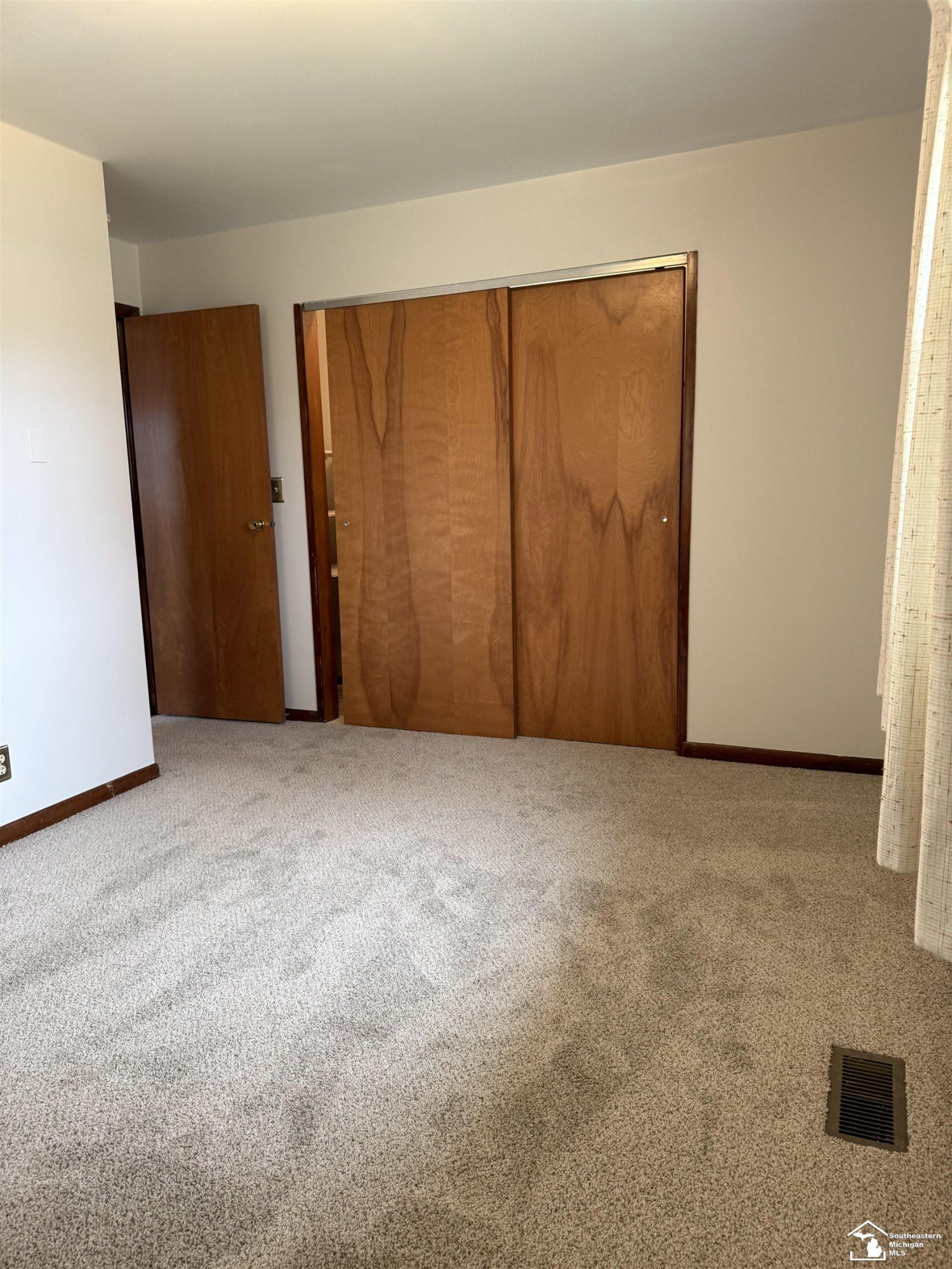240 ypsilanti Street, Dundee, MI 48131 — Photo 12