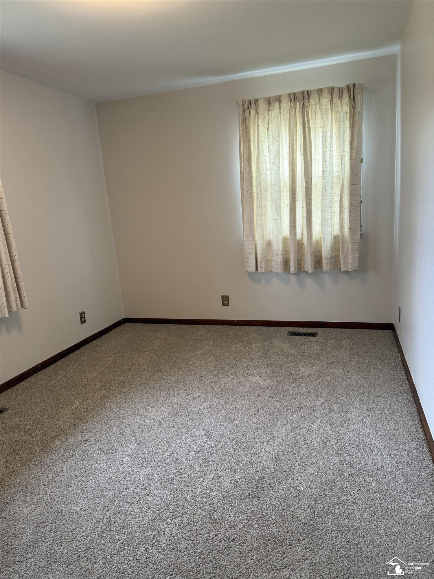 240 ypsilanti Street, Dundee, MI 48131 — Photo 13