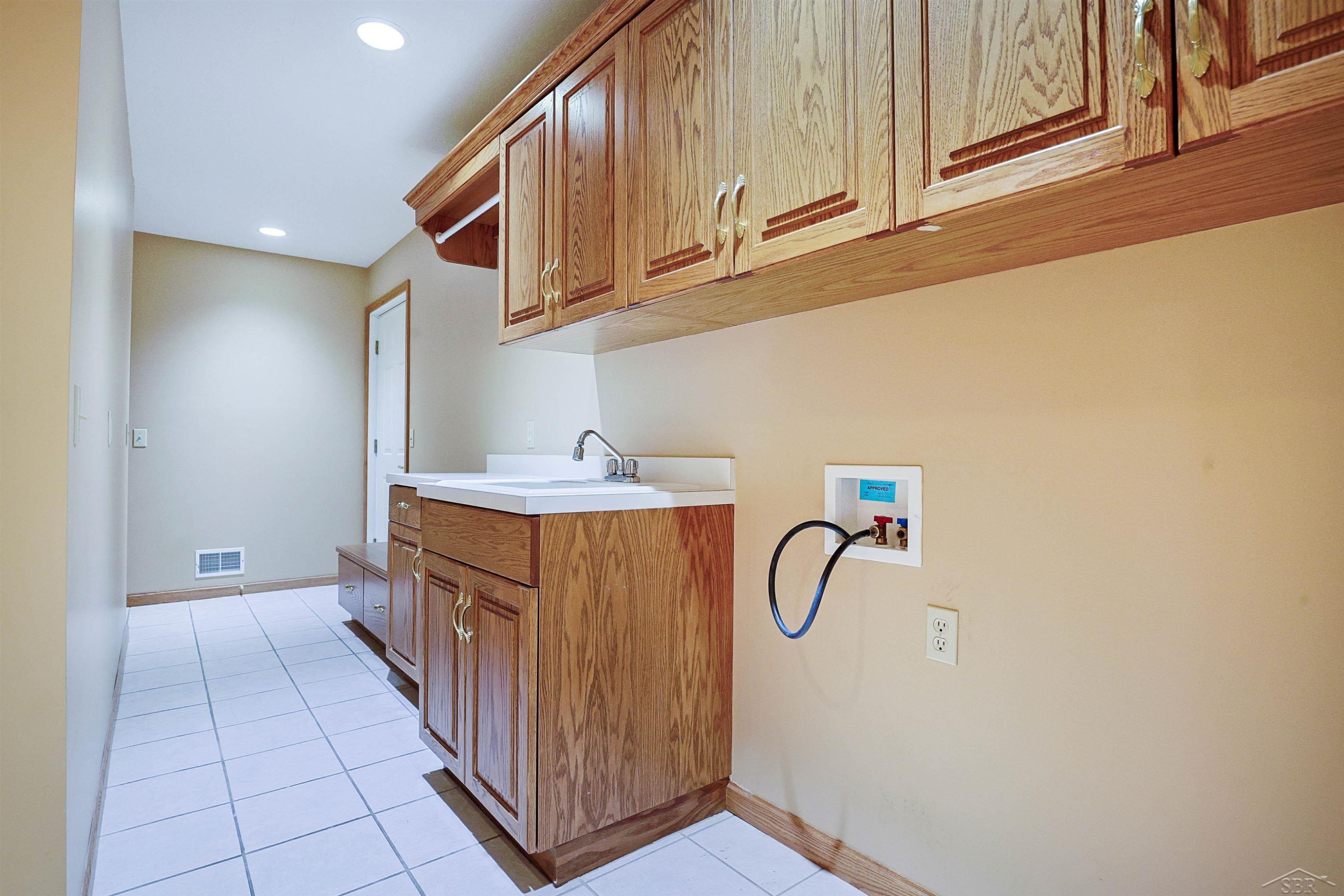 3415 Win Kae Place, Bay City, MI 48706 — Photo 44