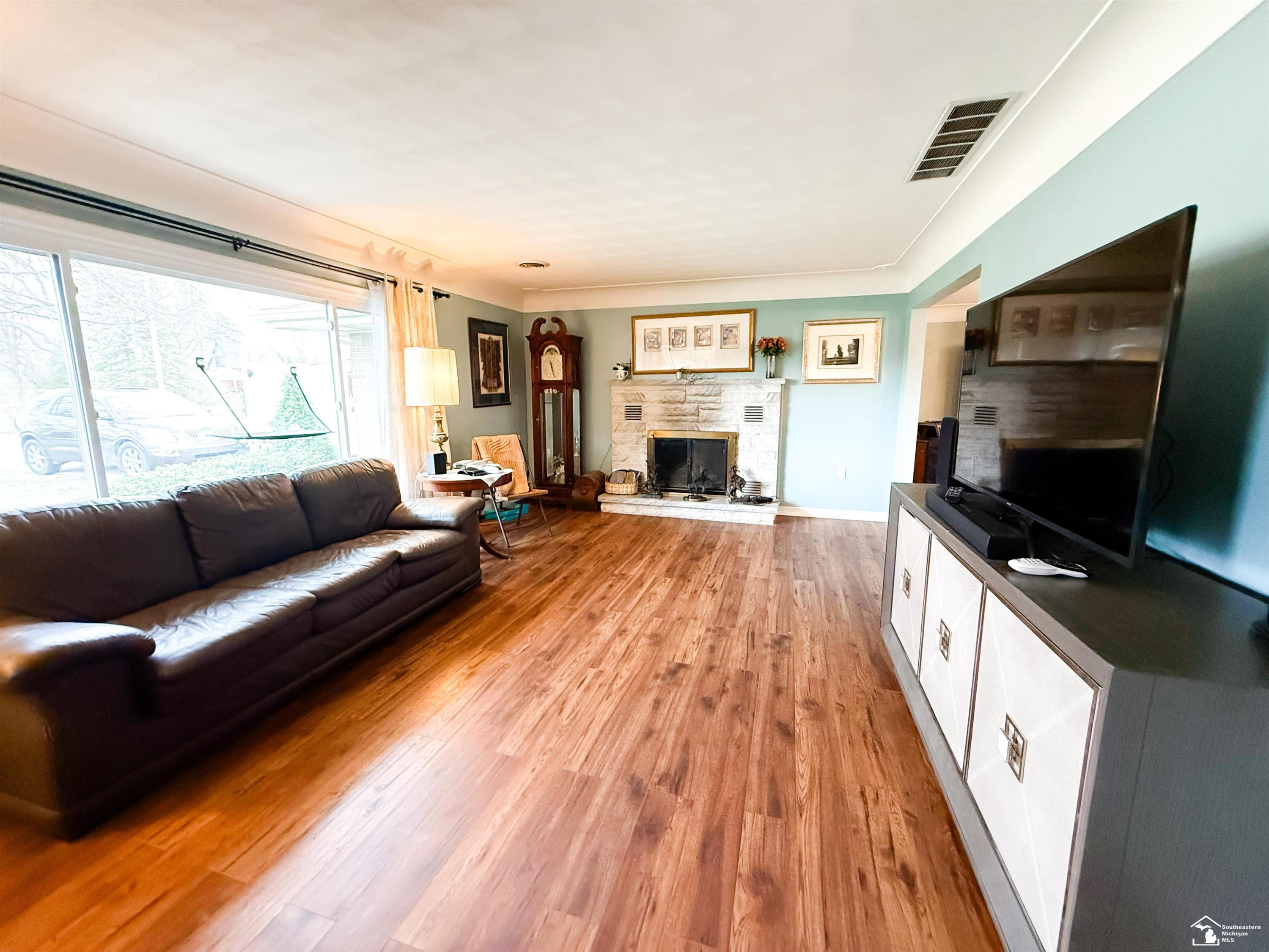 4230 Saint Anthony Road, Temperance, MI 48182 — Photo 8