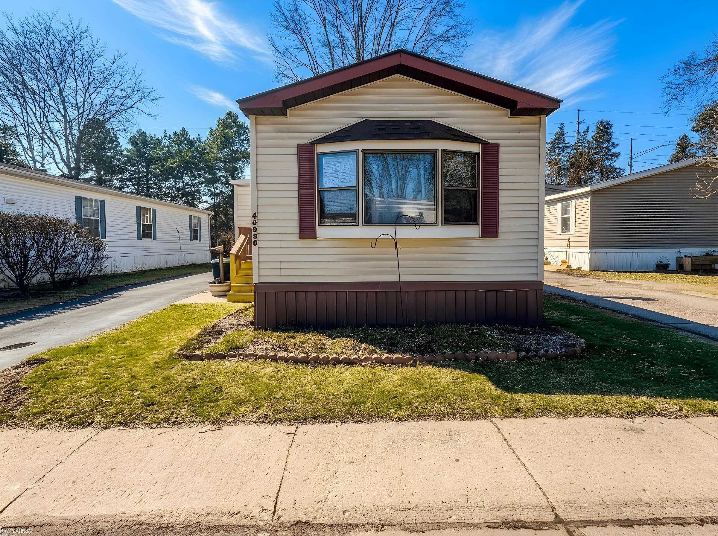 48609 Pineview Drive, Shelby, MI 48317 — Photo 2