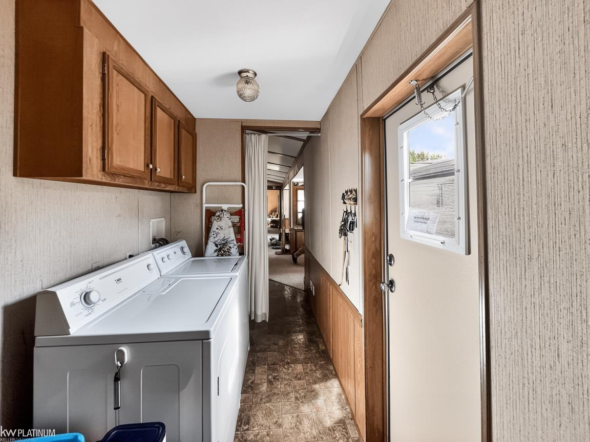 48609 Pineview Drive, Shelby, MI 48317 — Photo 14