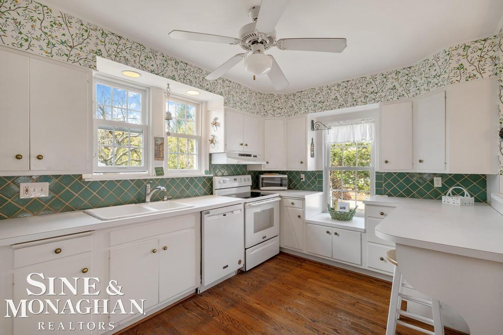 1037 Yorkshire Road, Grosse Pointe Park, MI 48230 — Photo 15