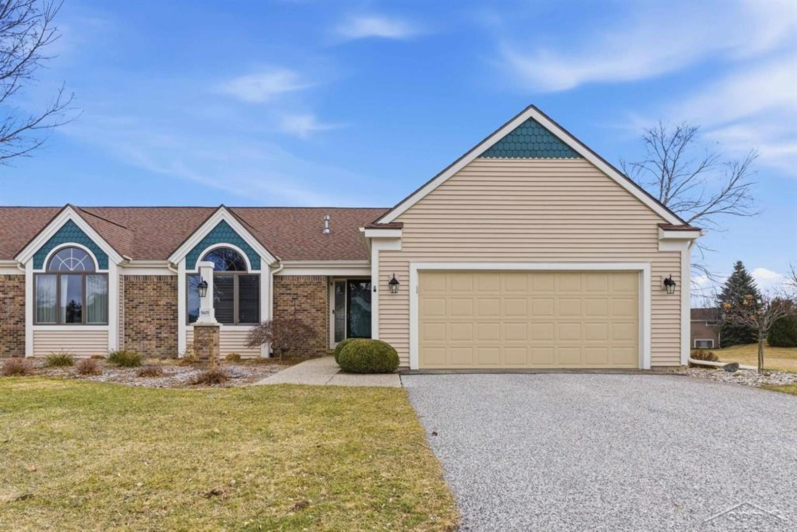5603 Firethorne Drive, Bay City, MI 48706 — front exterior