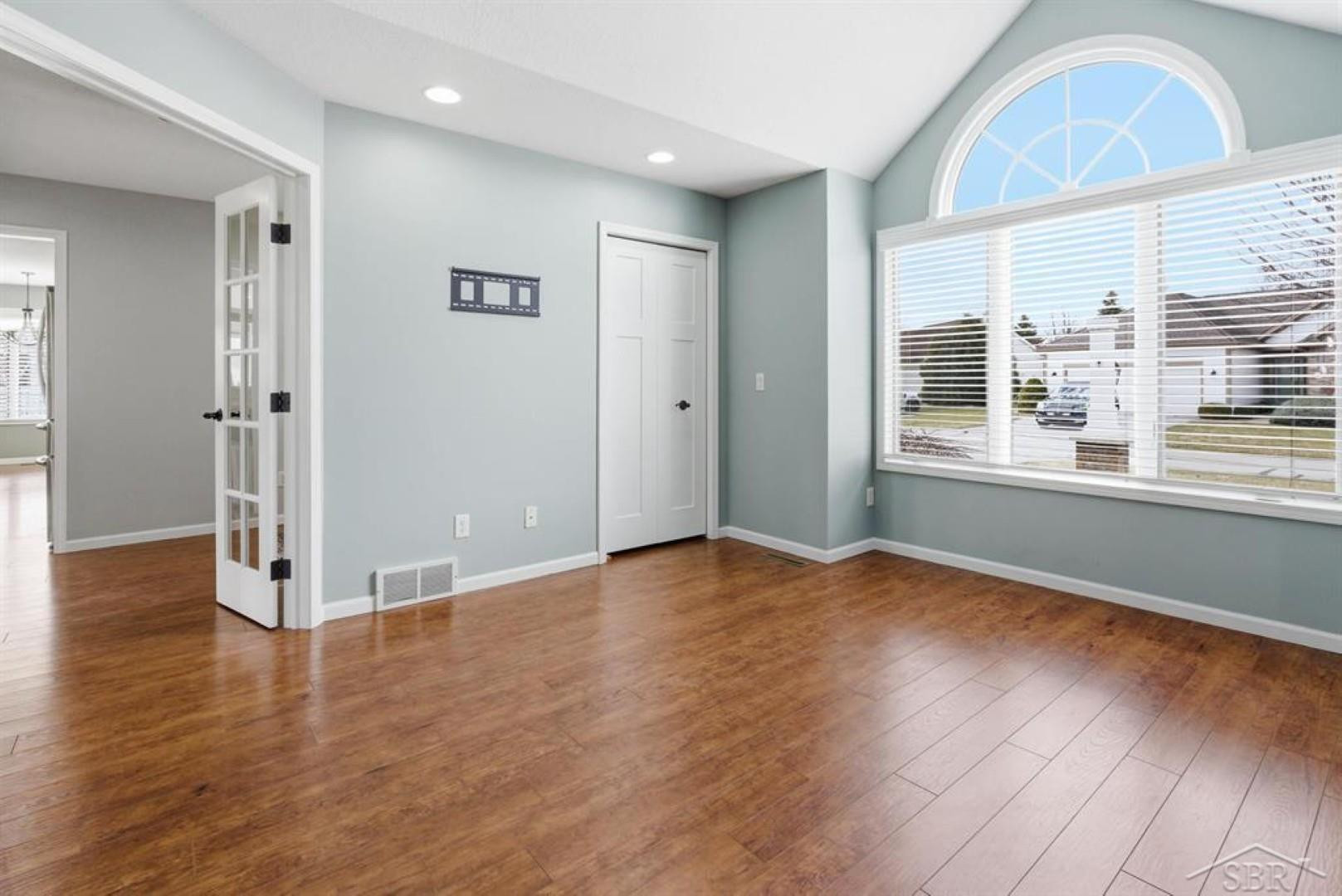 5603 Firethorne Drive, Bay City, MI 48706 — Photo 7
