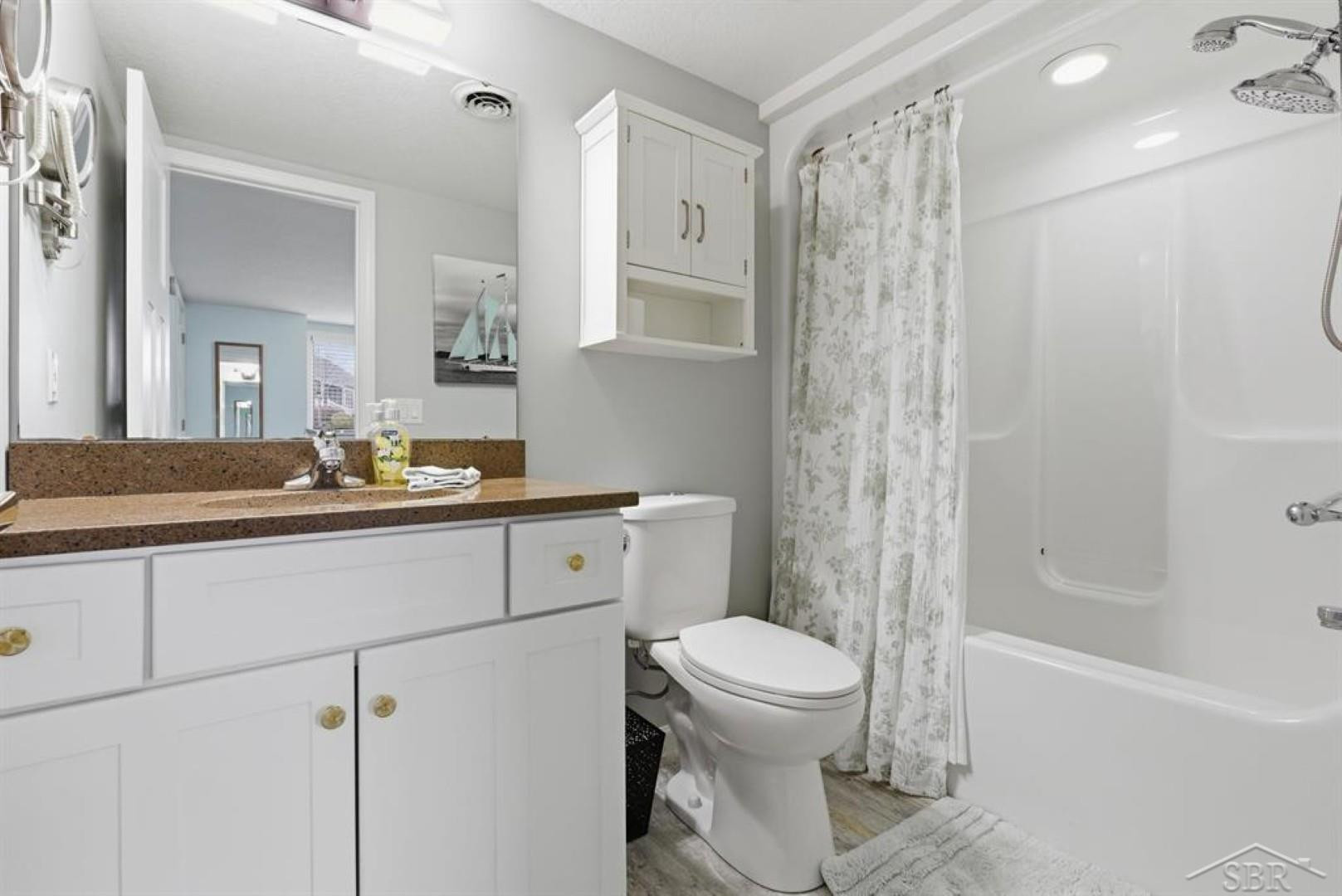 5603 Firethorne Drive, Bay City, MI 48706 — Photo 34