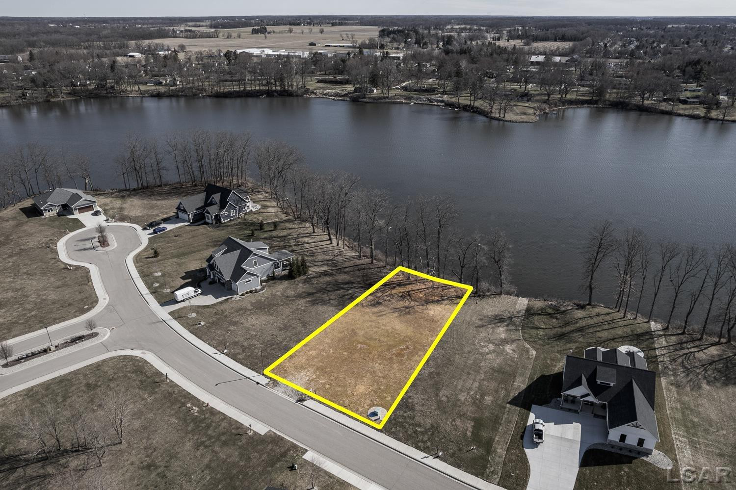 756 Eagle View Way, Unit 18 Lone Oak of Red Mill P, Tecumseh, MI 49286 — front exterior