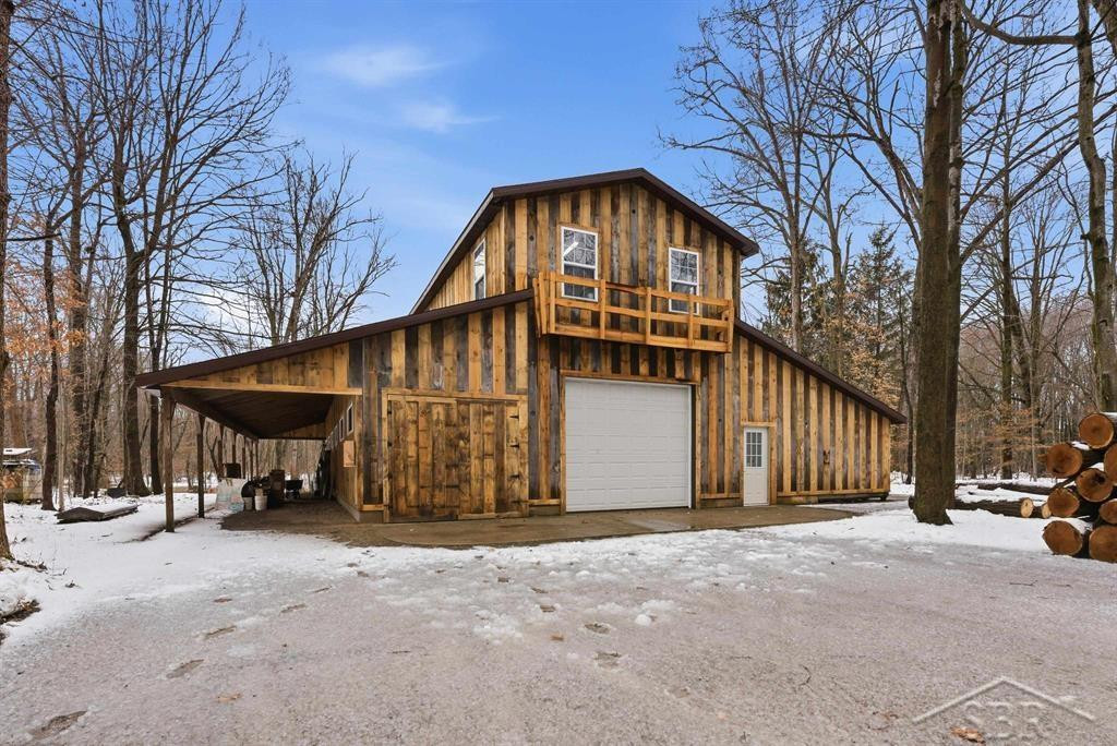 2647 W Huckleberry Road, Sanford, MI 48657 — Photo 3