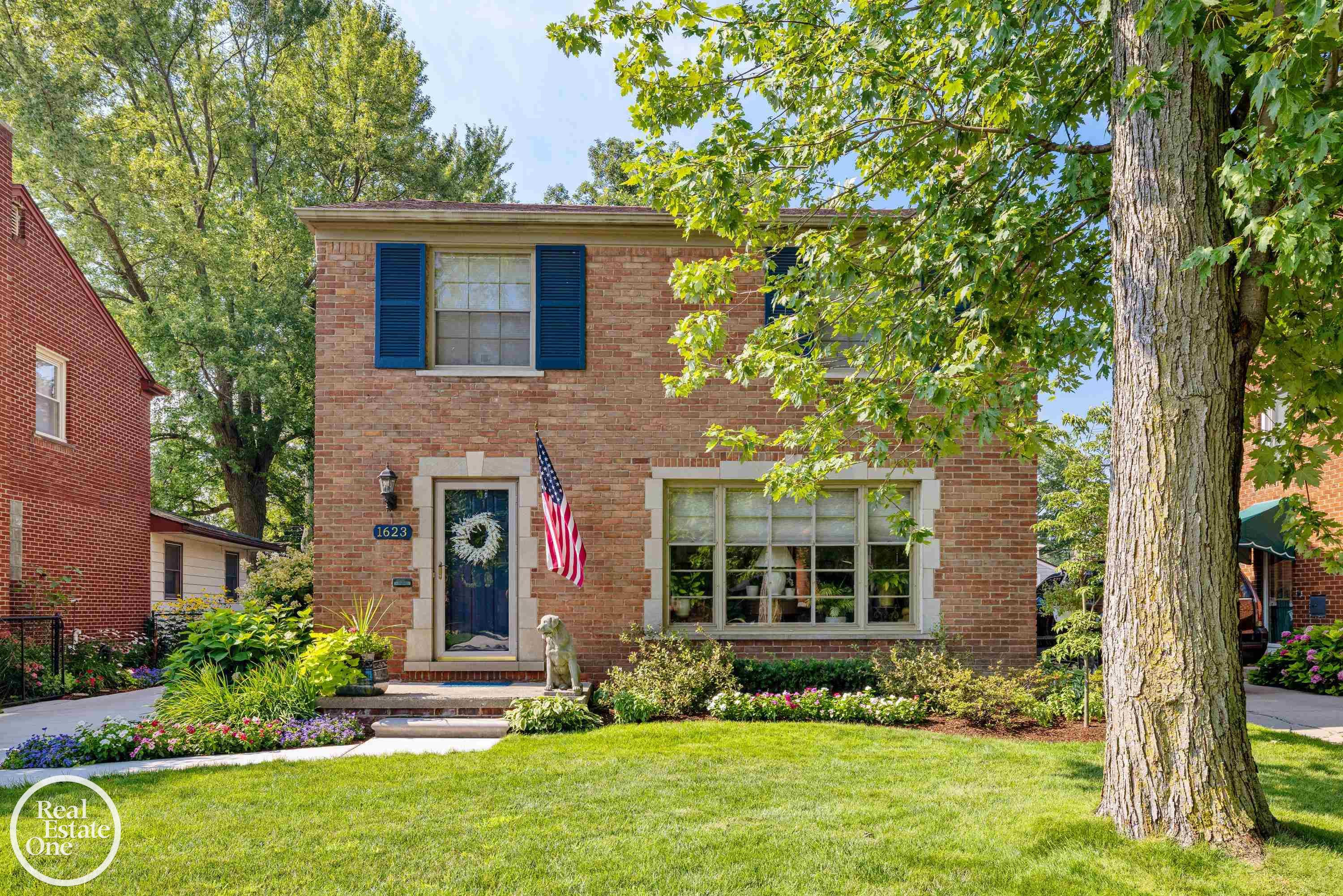 1623 Severn Road, Grosse Pointe, MI 48236 — front exterior