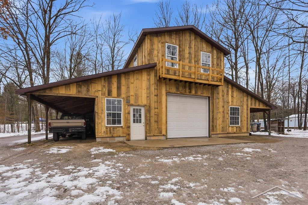 2647 W Huckleberry Road, Sanford, MI 48657 — Photo 5
