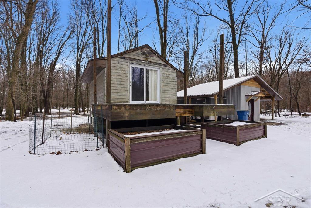 2647 W Huckleberry Road, Sanford, MI 48657 — Photo 17