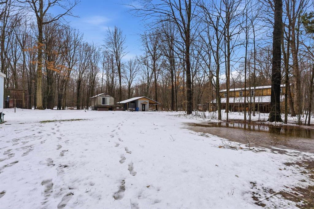 2647 W Huckleberry Road, Sanford, MI 48657 — Photo 28