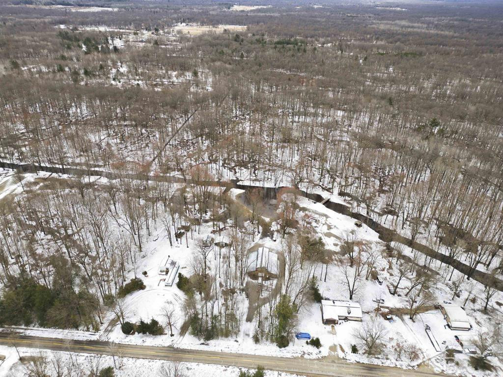 2647 W Huckleberry Road, Sanford, MI 48657 — Photo 31